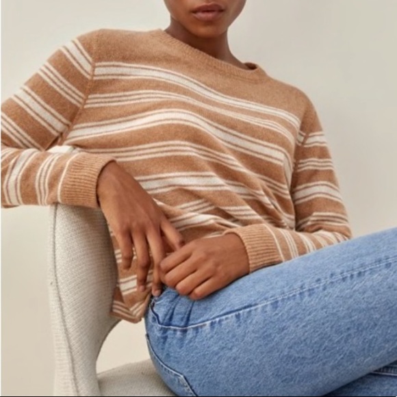 Reformation Sweaters - Reformation boyfriend cashmere sweater